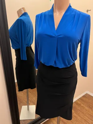 3/4 Sleeve V-Neck Blouse - Size Medium