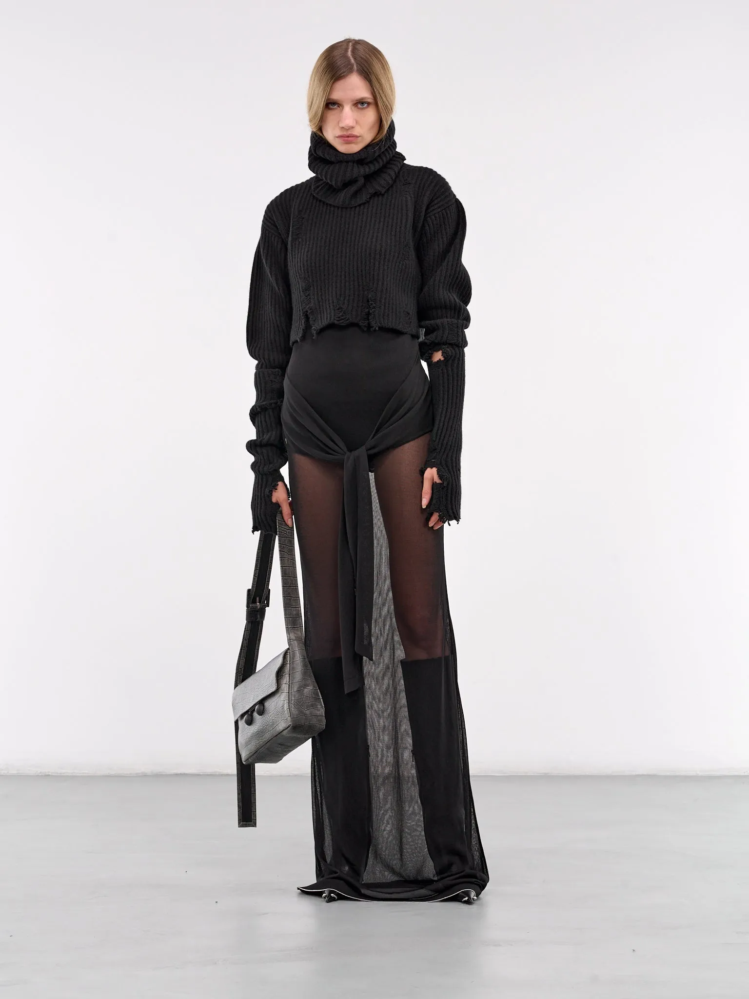 Aliza Distressed Sweater (B0012367-KN048-BLACK)