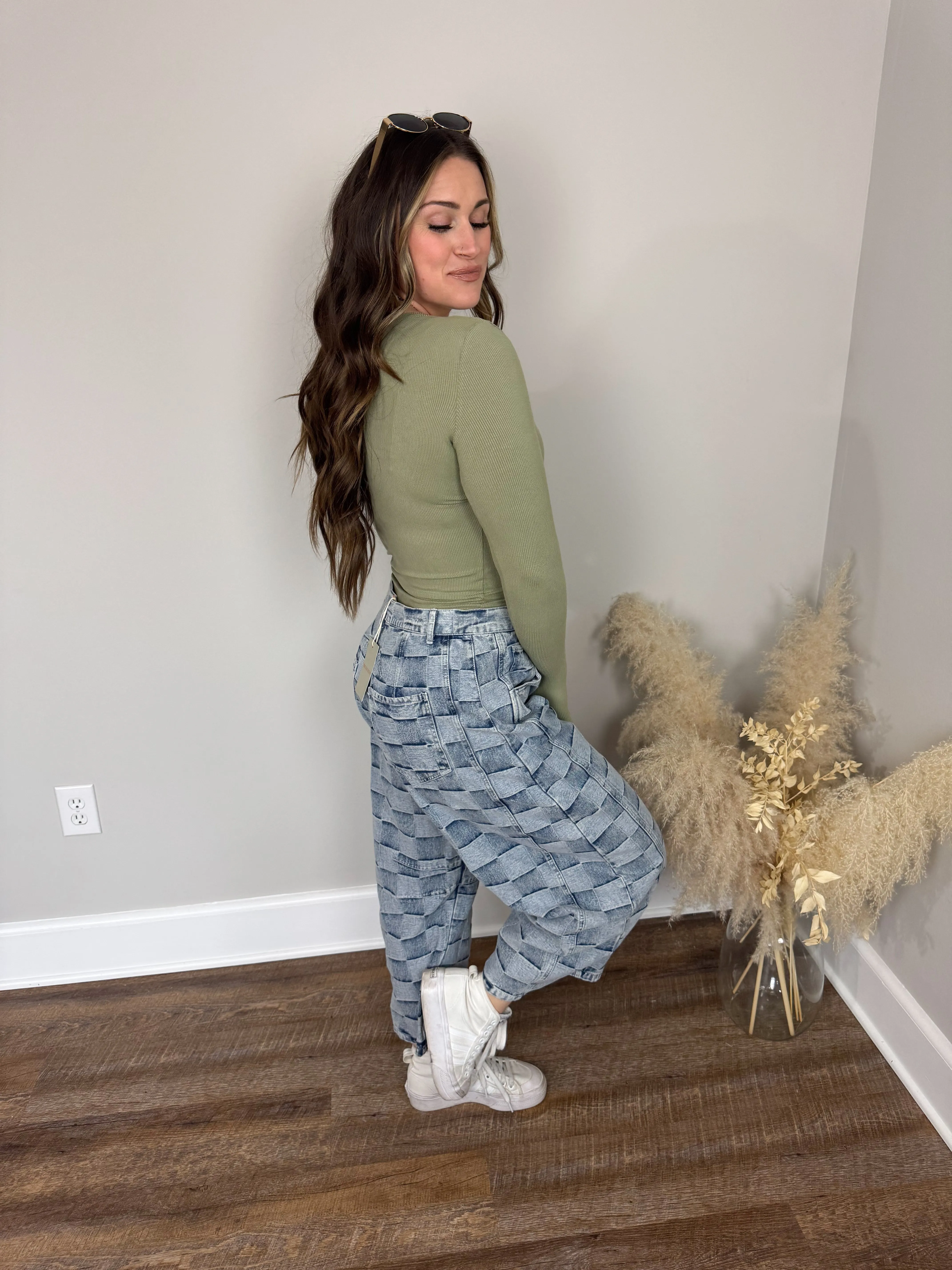 Dakota Checkered Barrel Jeans