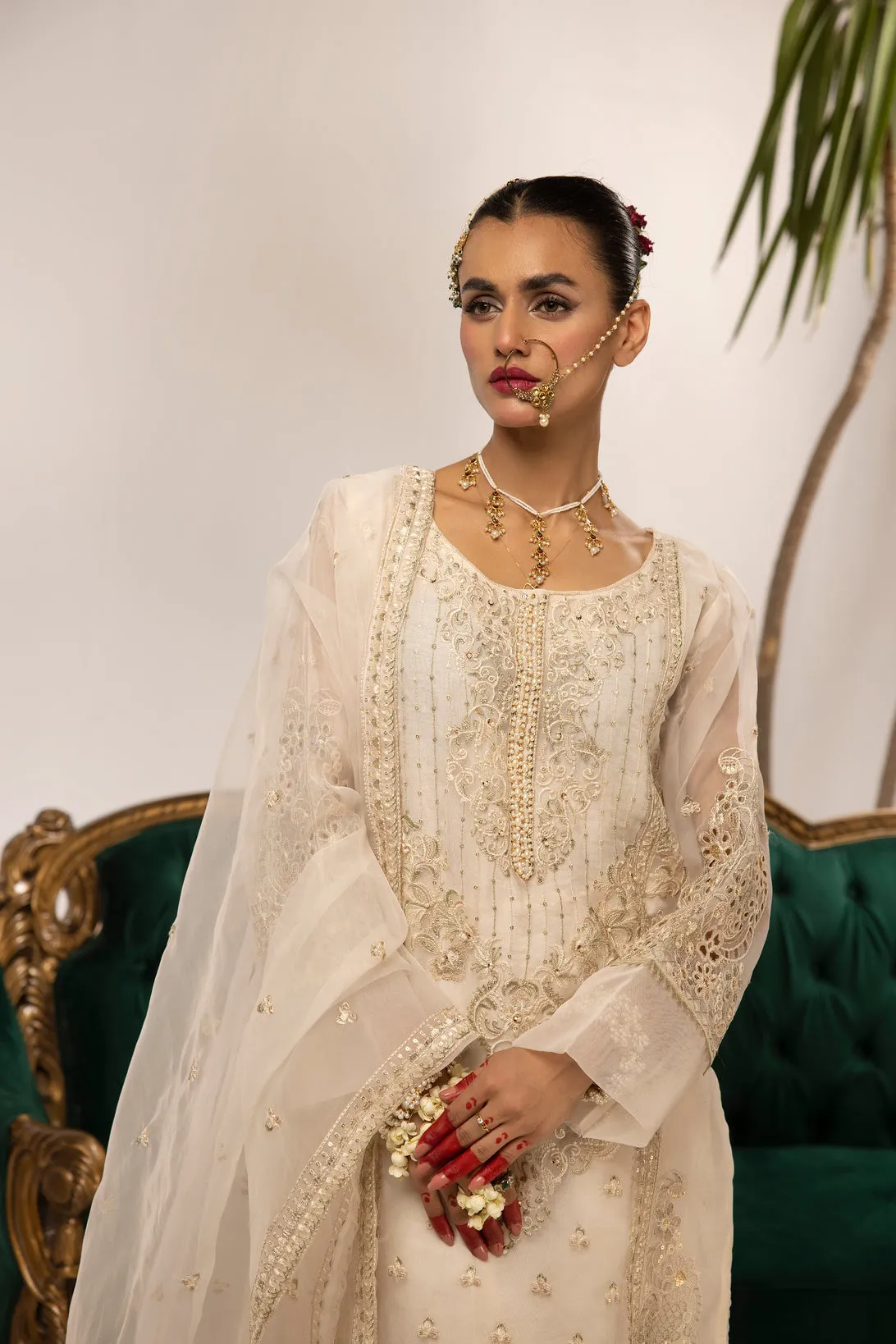 HEMLINE READY TO WEAR MAGNIFICENT COLLECTION H05