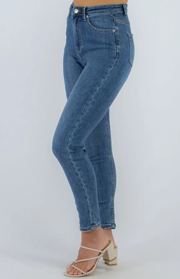 HIGH WAISTED SKINNY JEANS