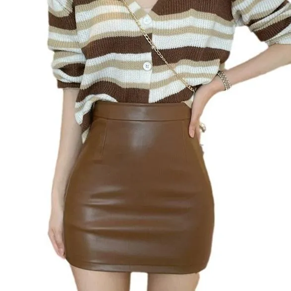 Hip-wrapped PU small leather skirt
