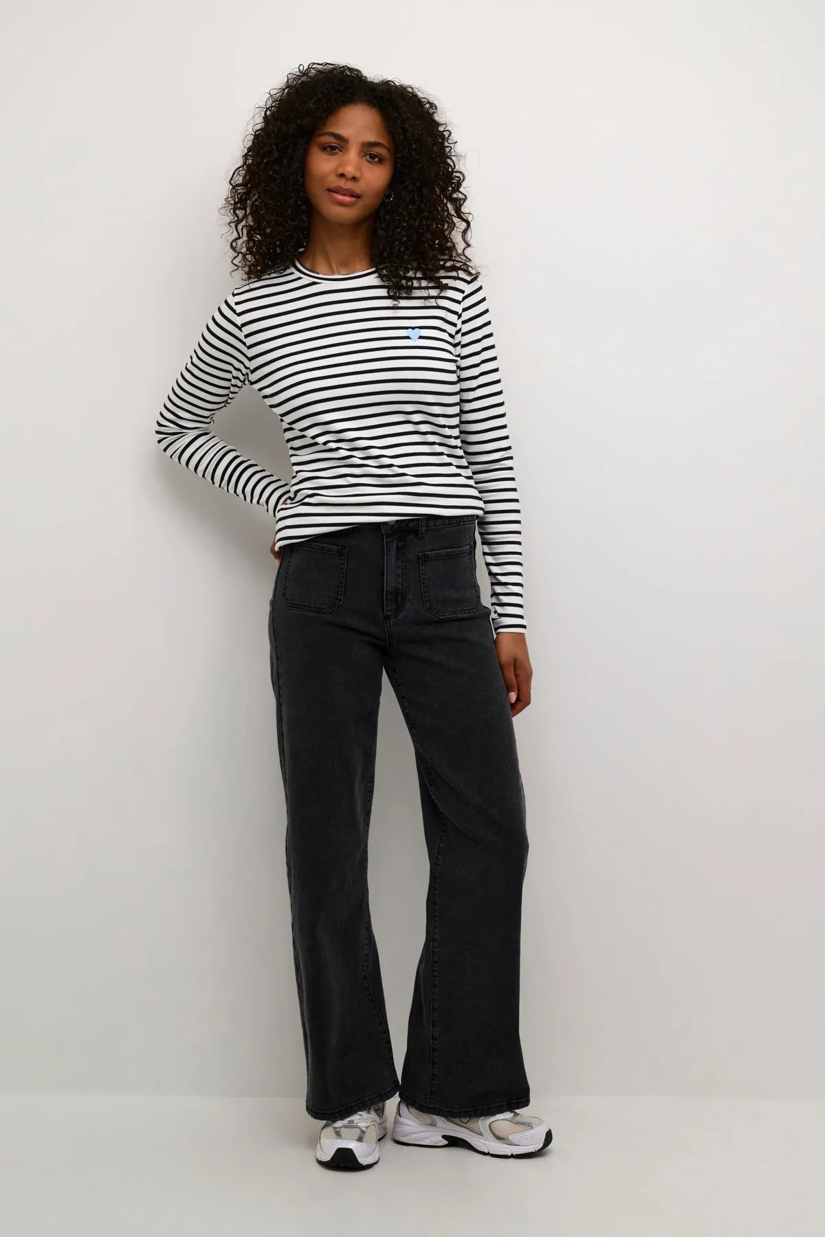 KAkarla HighWaist Flared Jeans - Black Washed Denim