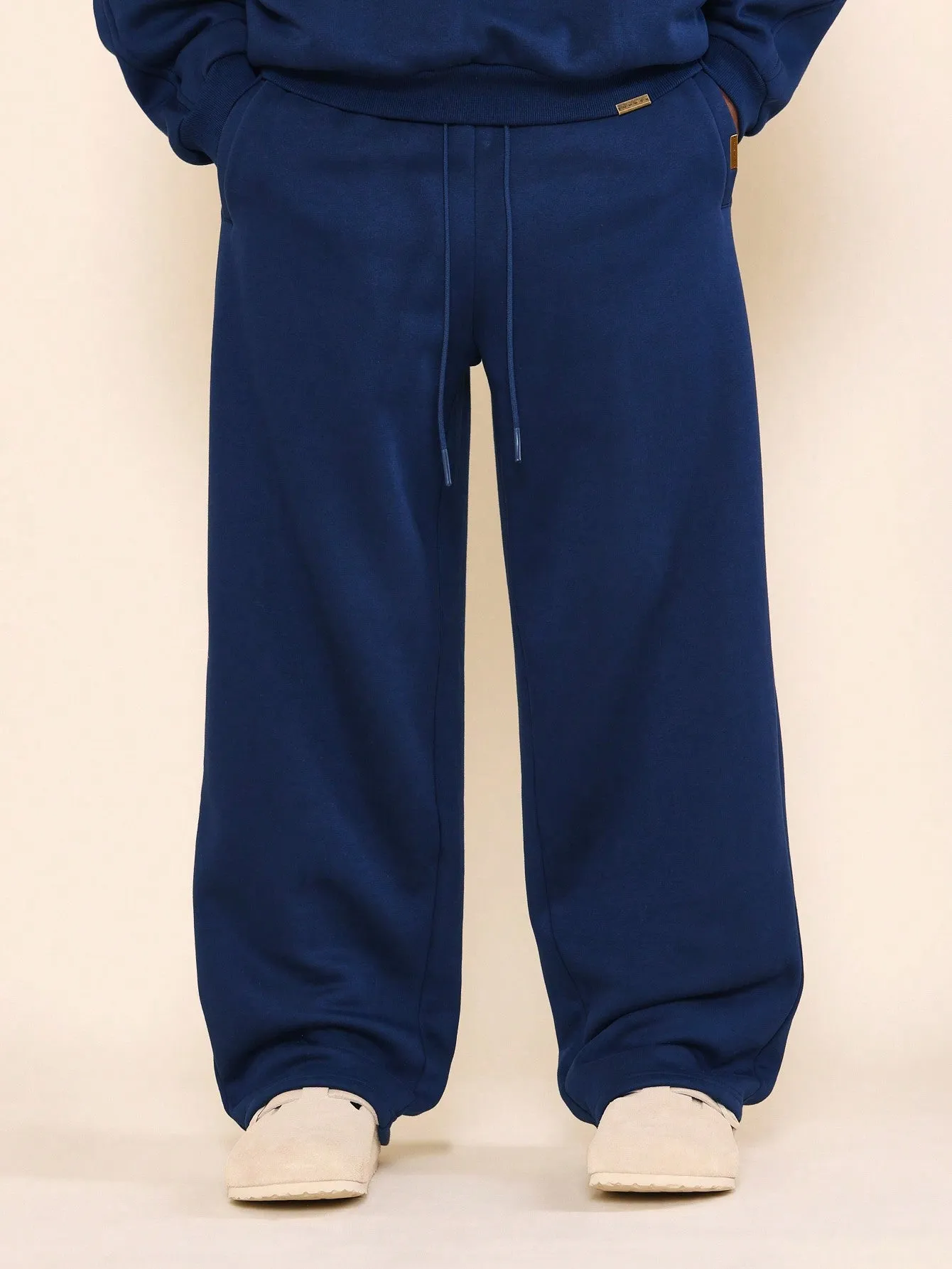 Loose Fit Skater Premium Heavyweight Essential Jogger