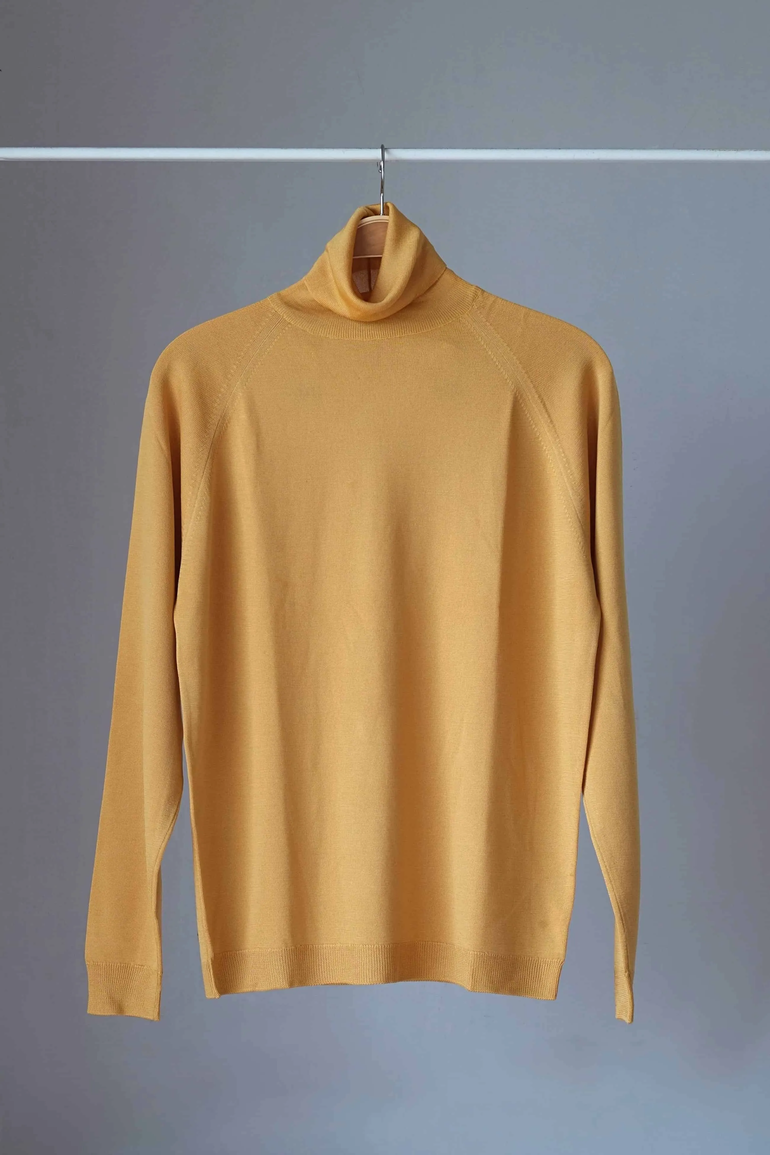 MORLEY 70's Turtleneck Sweater