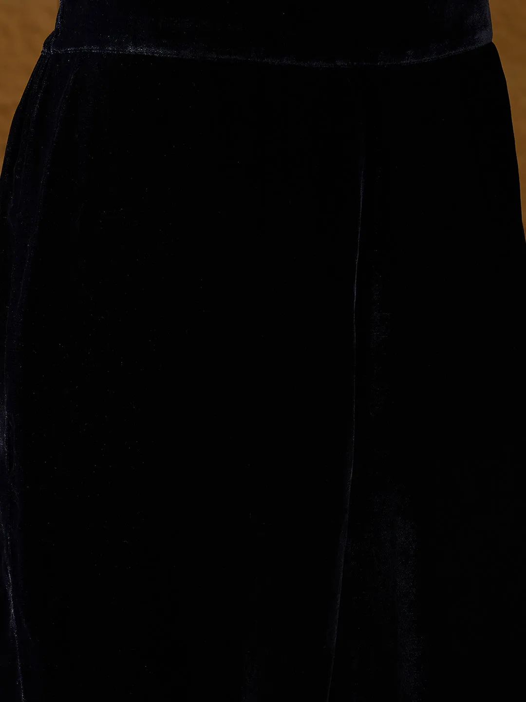 Navy Blue Velvet Solid Embroidered Straight 3-Piece Suit Set