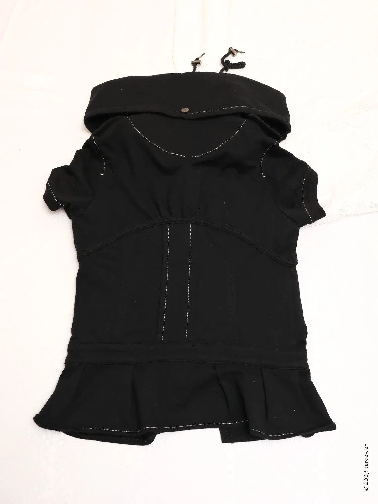 structured zip up top, japanese label