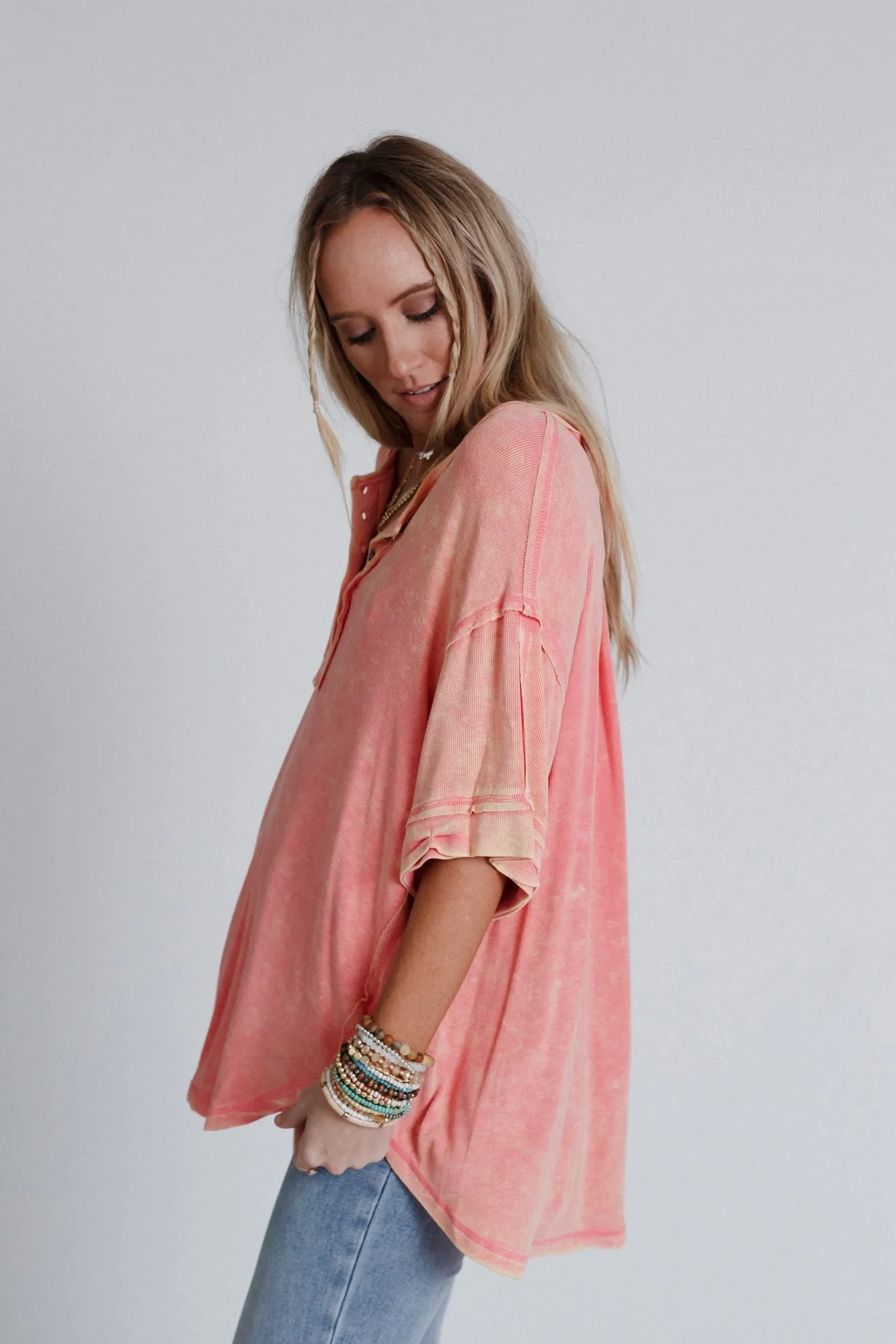 Time Flies Round Hem Top - Coral
