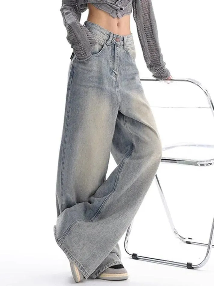 Vintage Light Wash High Rise Boyfriend Jeans